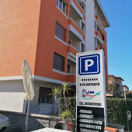 Casa Doina Airport * Pisa